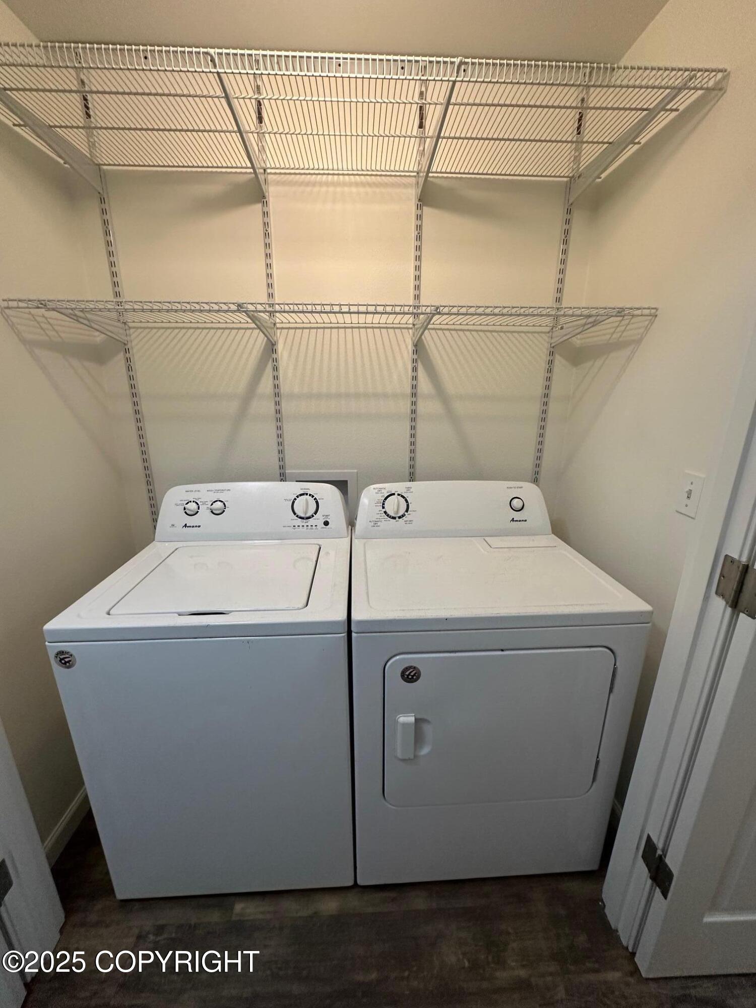 Wasilla, Alaska 99623, United States, 3 Bedrooms Bedrooms, ,2 BathroomsBathrooms,Residential,Active,19895