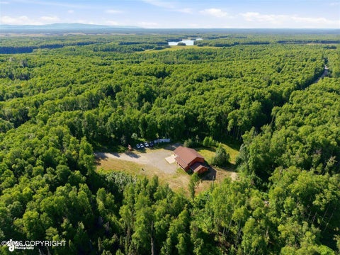 Photo of 26675 W Crystal Lake Road, Willow, AK 99688 (MLS # 26-9636)