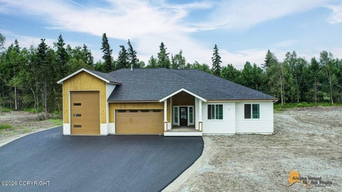 Photo of 15173 E Alpine Circle, Palmer, AK 99645 (MLS # 26-9873)