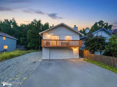 Homes For Sale - 8120 Queen Victoria Drive<br/> Anchorage, AK 99518