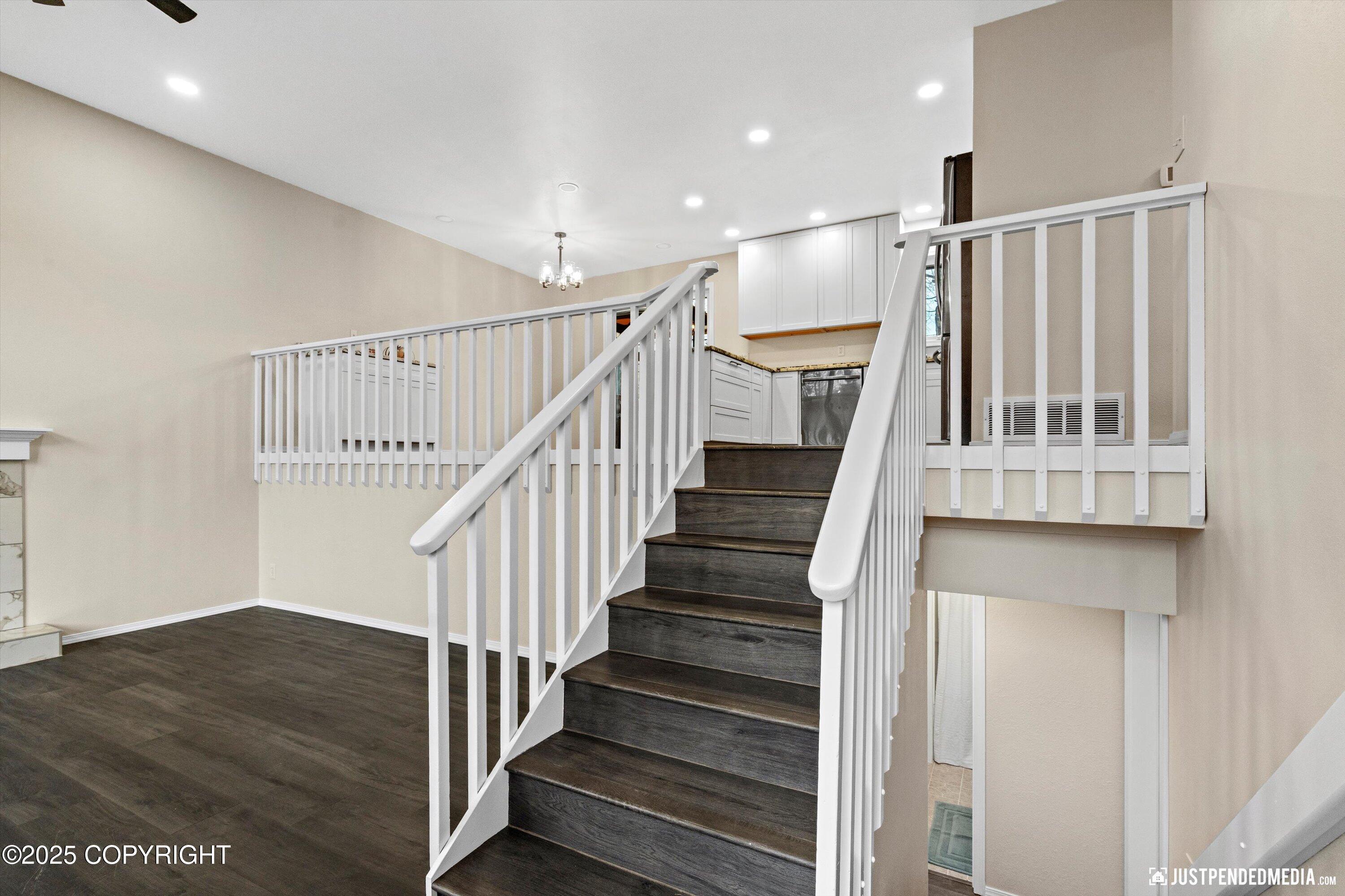 16622 Riddell Circle