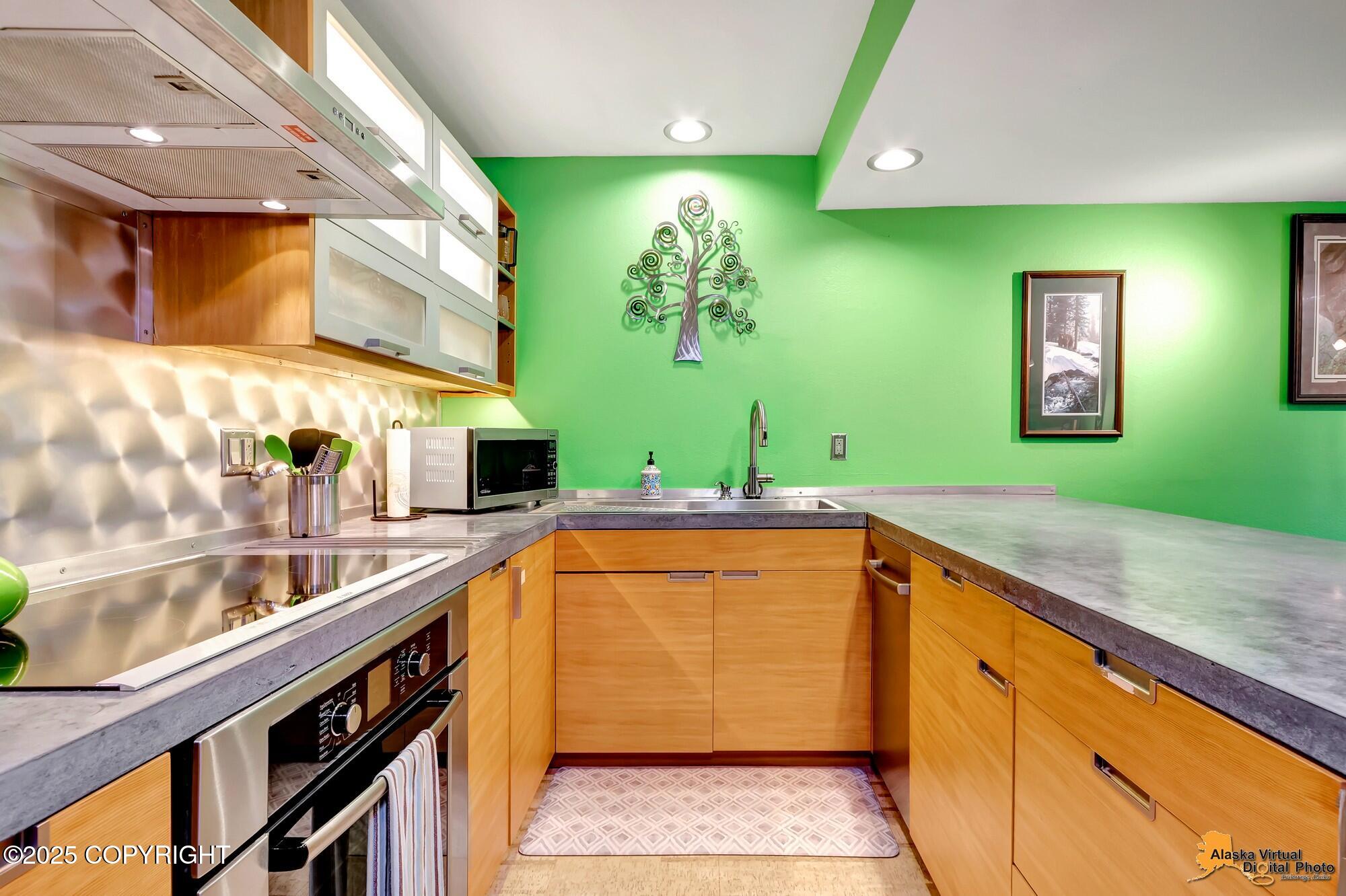 125 White Pass Lane #706