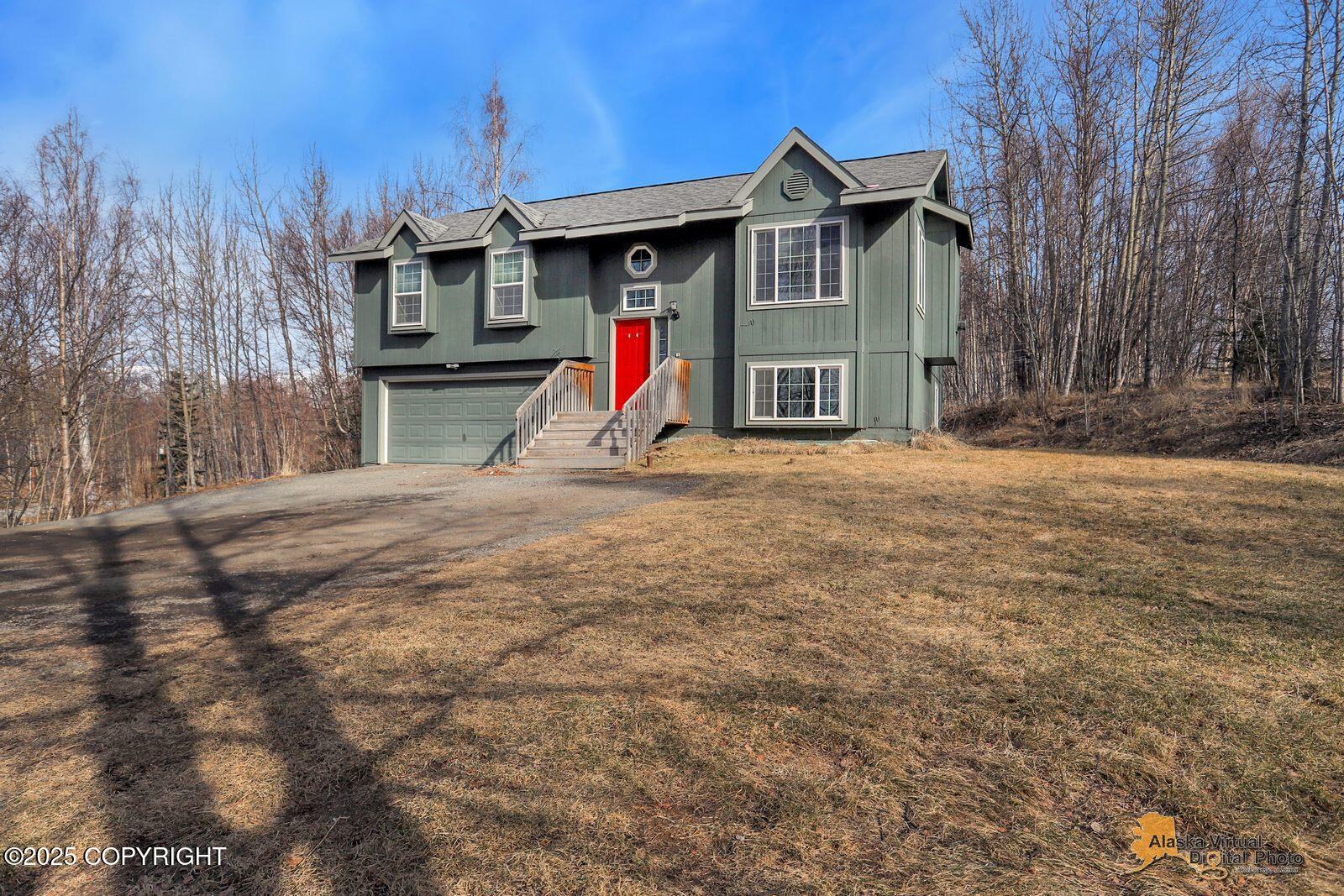 2751 N Barrys Resort Drive, Wasilla, Alaska image 2