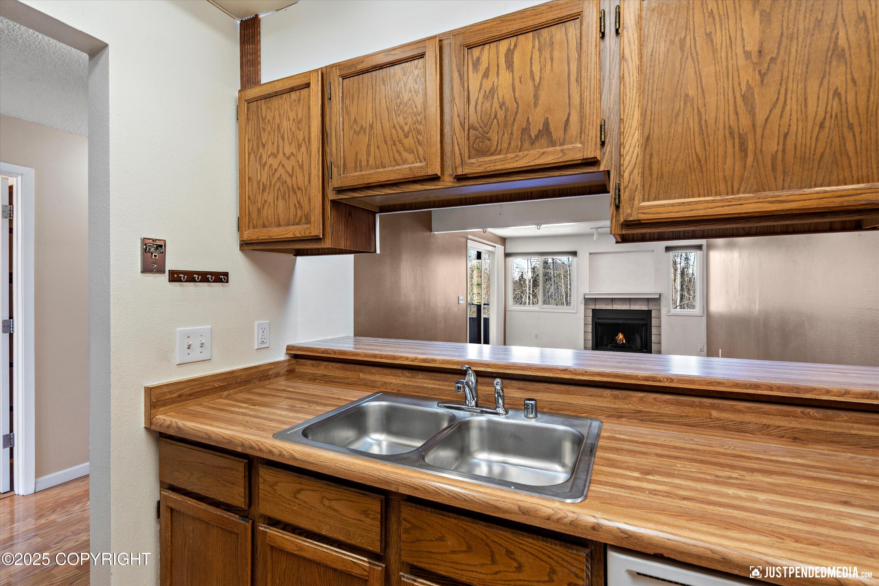 1621 Eastridge Drive #202, Anchorage, Alaska image 7
