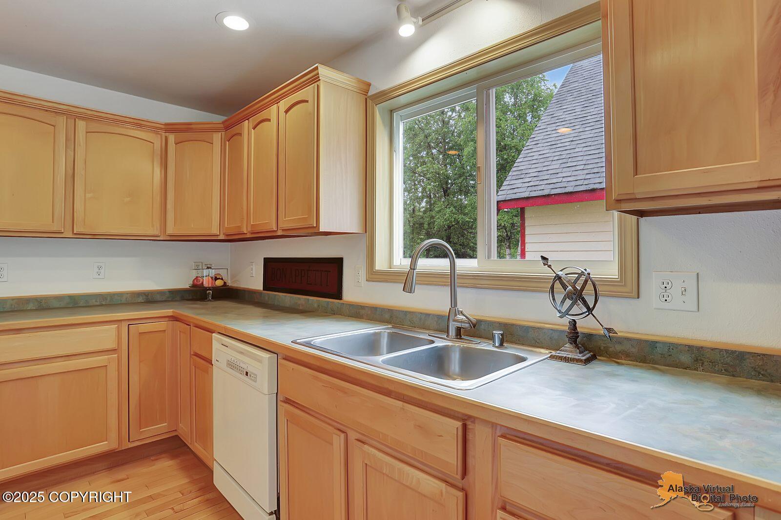 1101 E Dan Street, Wasilla, Alaska image 15