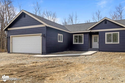Homes For Sale - 8435 E Big Farm Circle<br/> Palmer, AK 99645