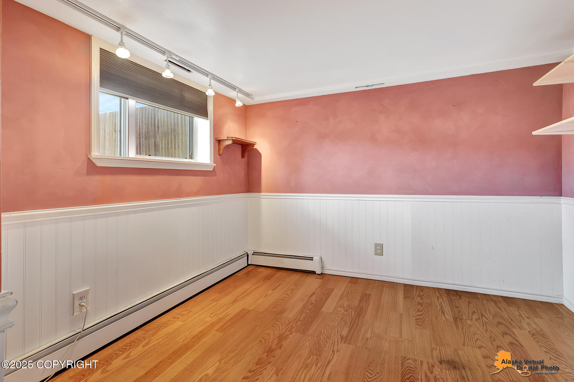 Anchorage, Alaska 99504, United States, 5 Bedrooms Bedrooms, ,3 BathroomsBathrooms,Residential,Pending,190511