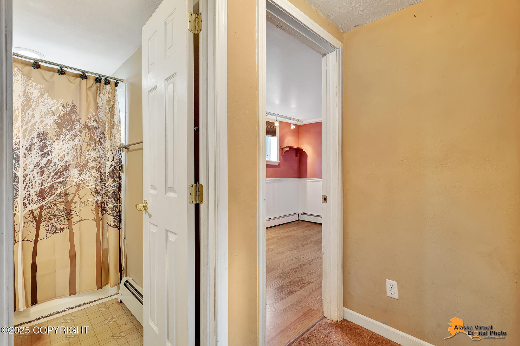 Anchorage, Alaska 99504, United States, 5 Bedrooms Bedrooms, ,3 BathroomsBathrooms,Residential,Pending,190511