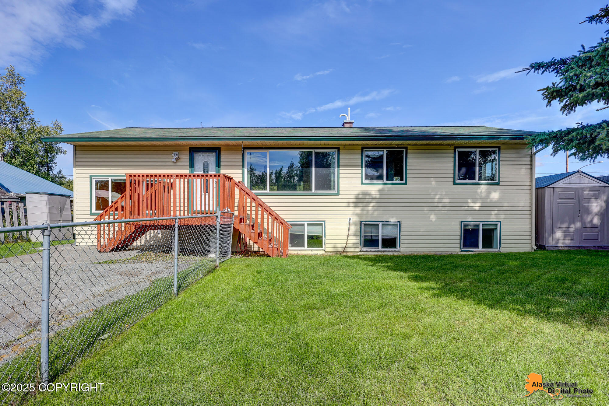 Anchorage, Alaska 99504, United States, 5 Bedrooms Bedrooms, ,3 BathroomsBathrooms,Residential,Pending,190511