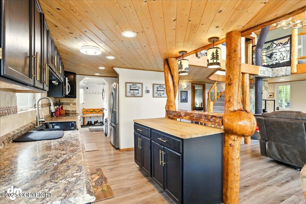 12453 W Wilderness Court, Houston, Alaska image 23