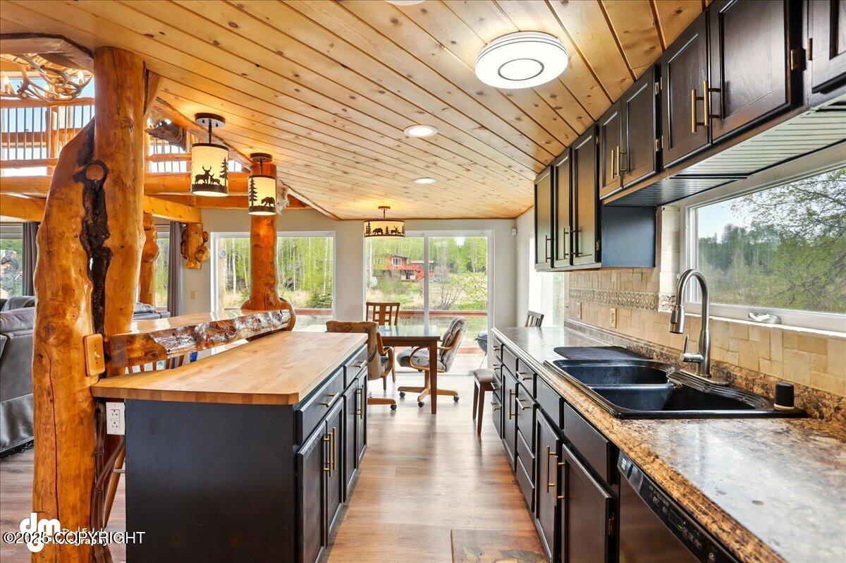 12453 W Wilderness Court, Houston, Alaska image 21