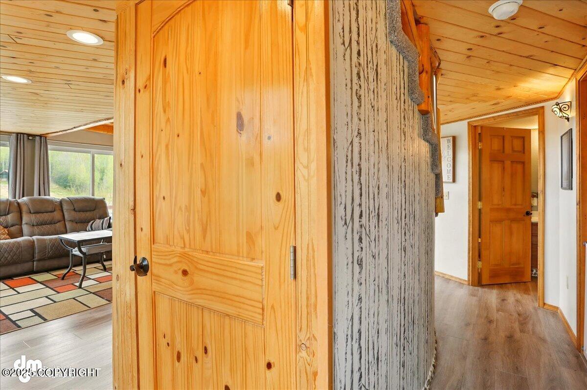 12453 W Wilderness Court, Houston, Alaska image 16