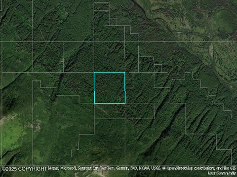 0012 No Road Eagle River AK 99577