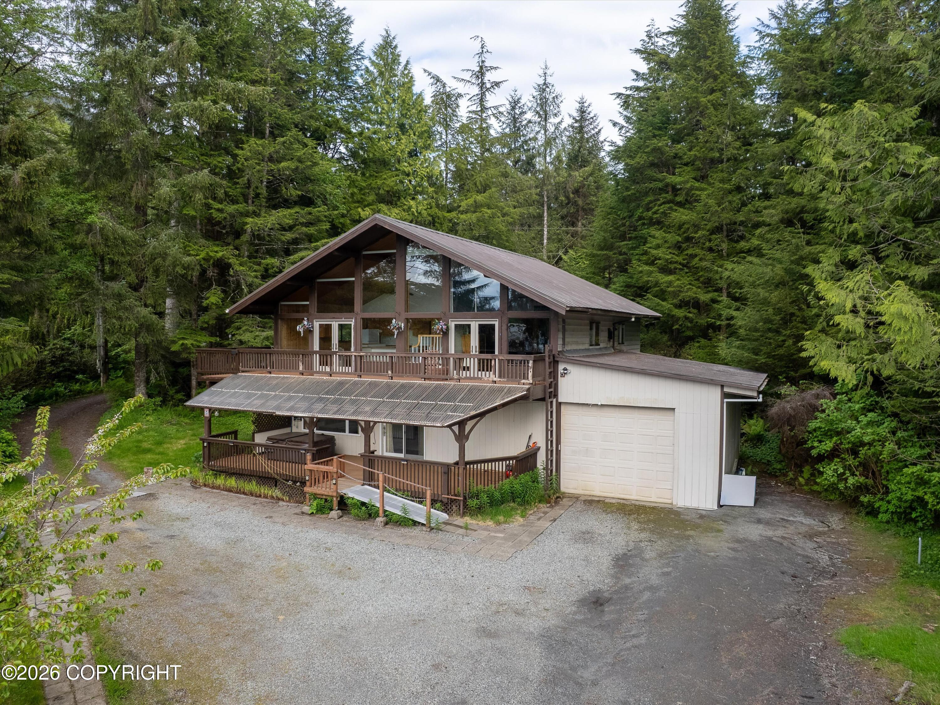 641/643 Sunset Drive