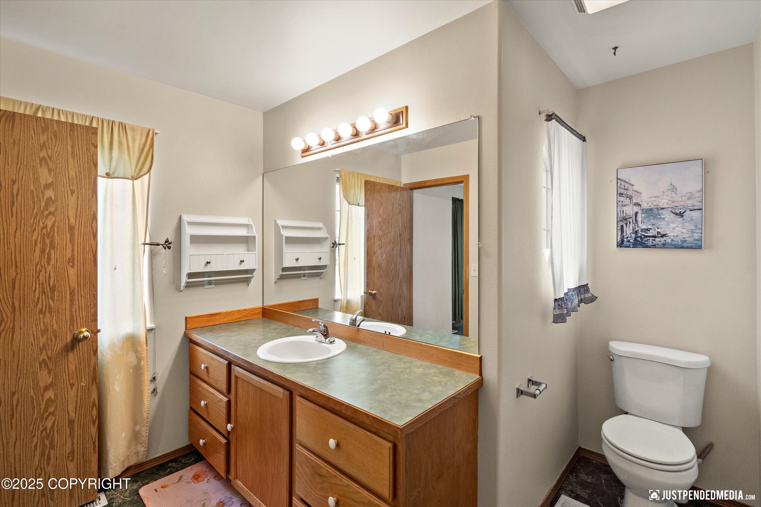 6641 Desiree Loop, Anchorage, Alaska image 14