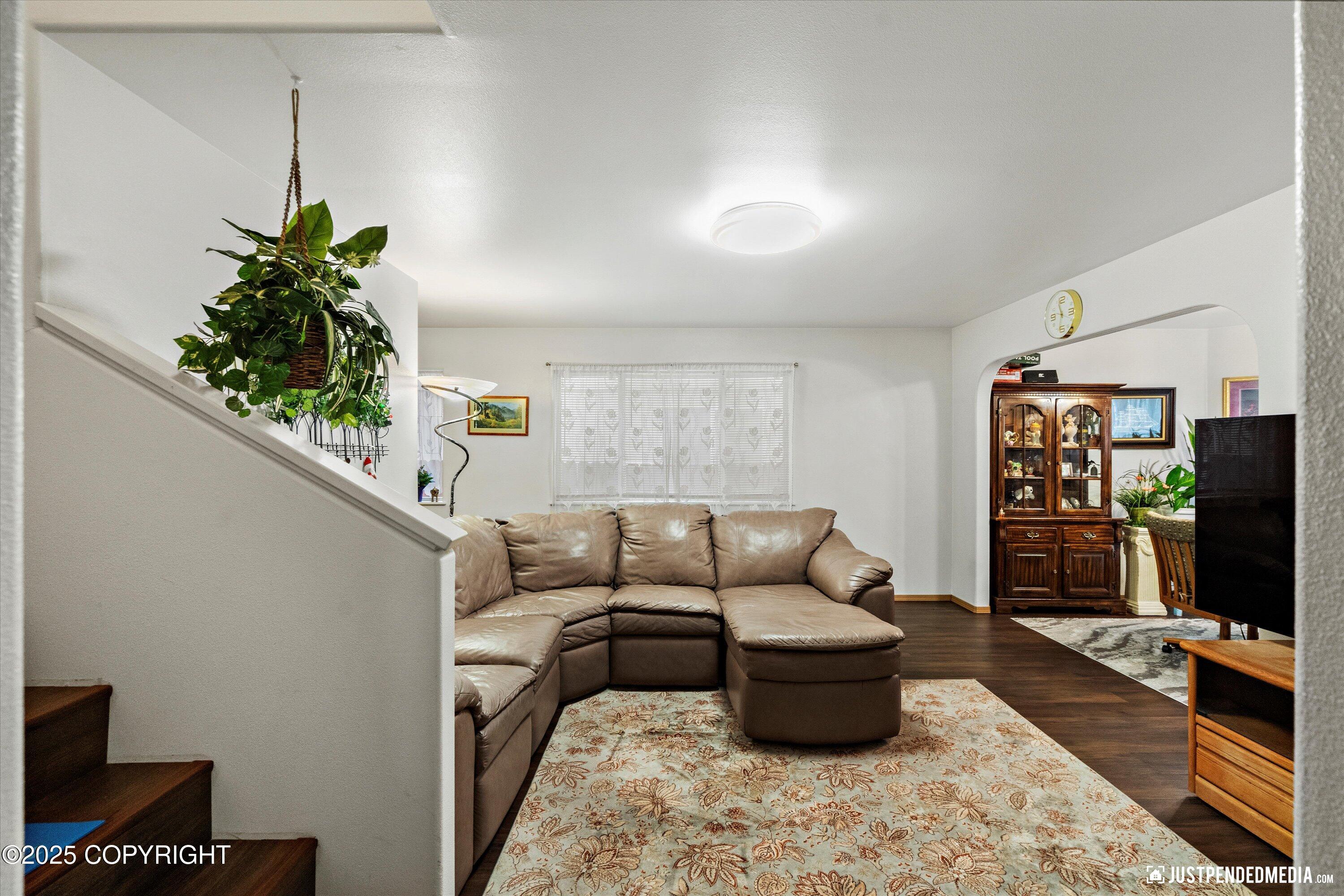 6641 Desiree Loop, Anchorage, Alaska image 9