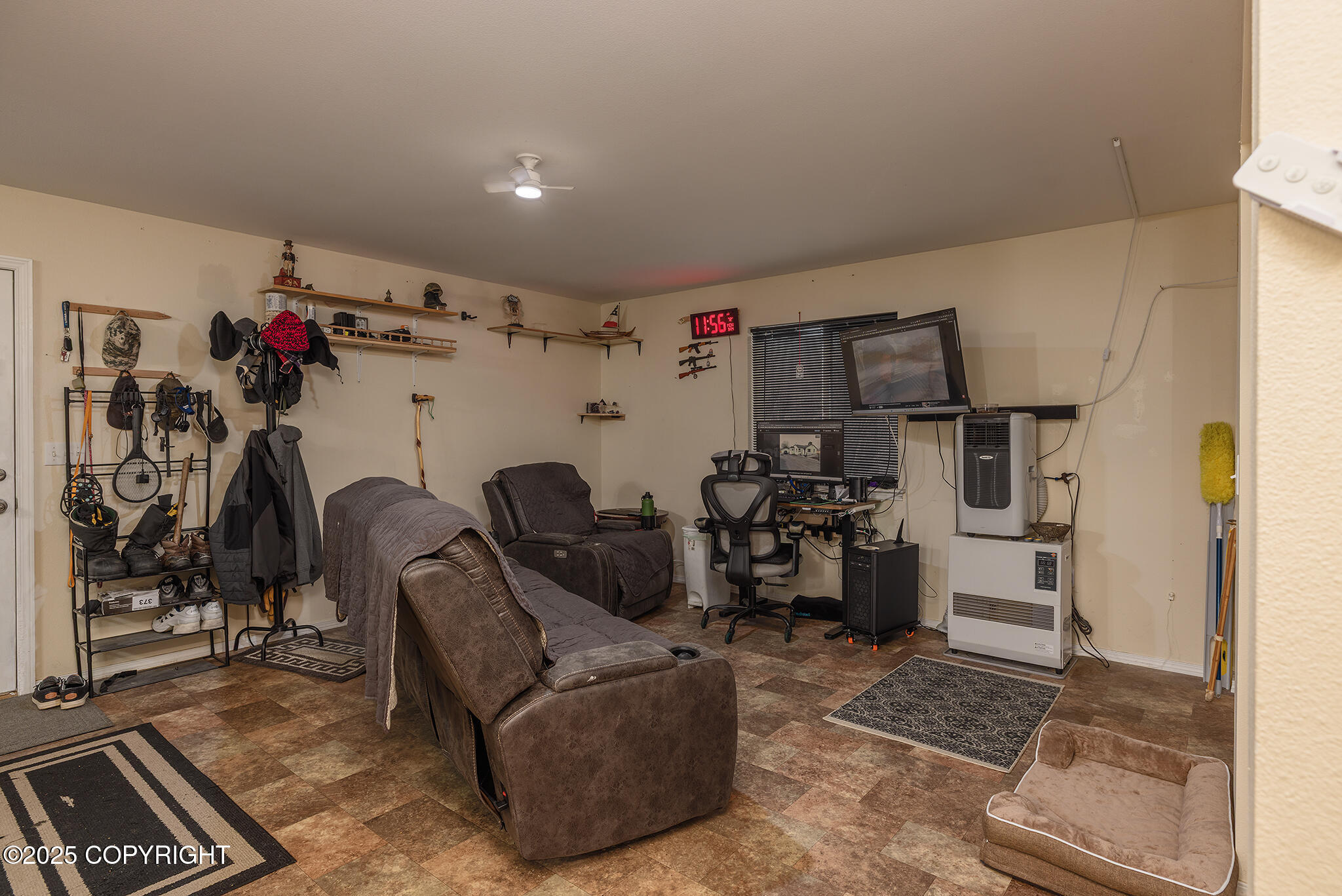 3586 N King Arthur Circle, Houston, Alaska image 8