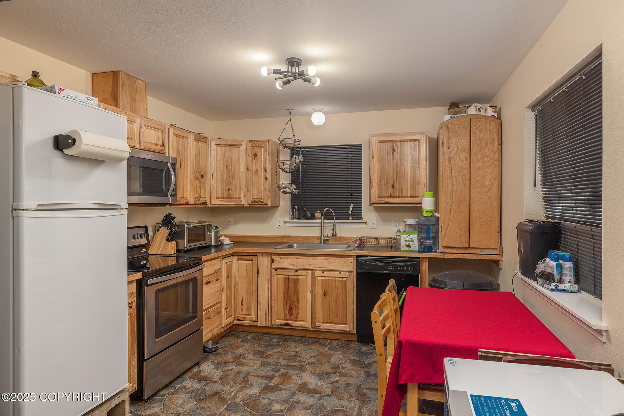 3586 N King Arthur Circle, Houston, Alaska image 2