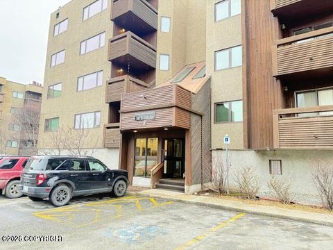 Photo of 380 E 11th Avenue #B-421, Anchorage, AK 99501 (MLS # 26-5481)