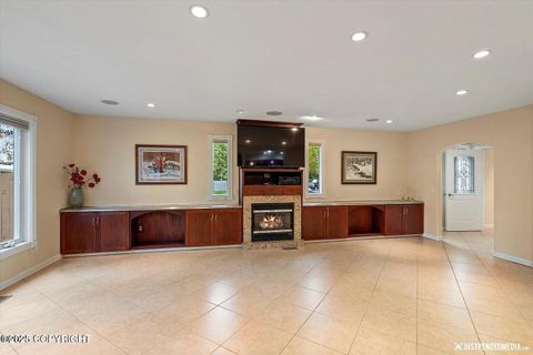 2124 SORBUS Way Anchorage AK 99508