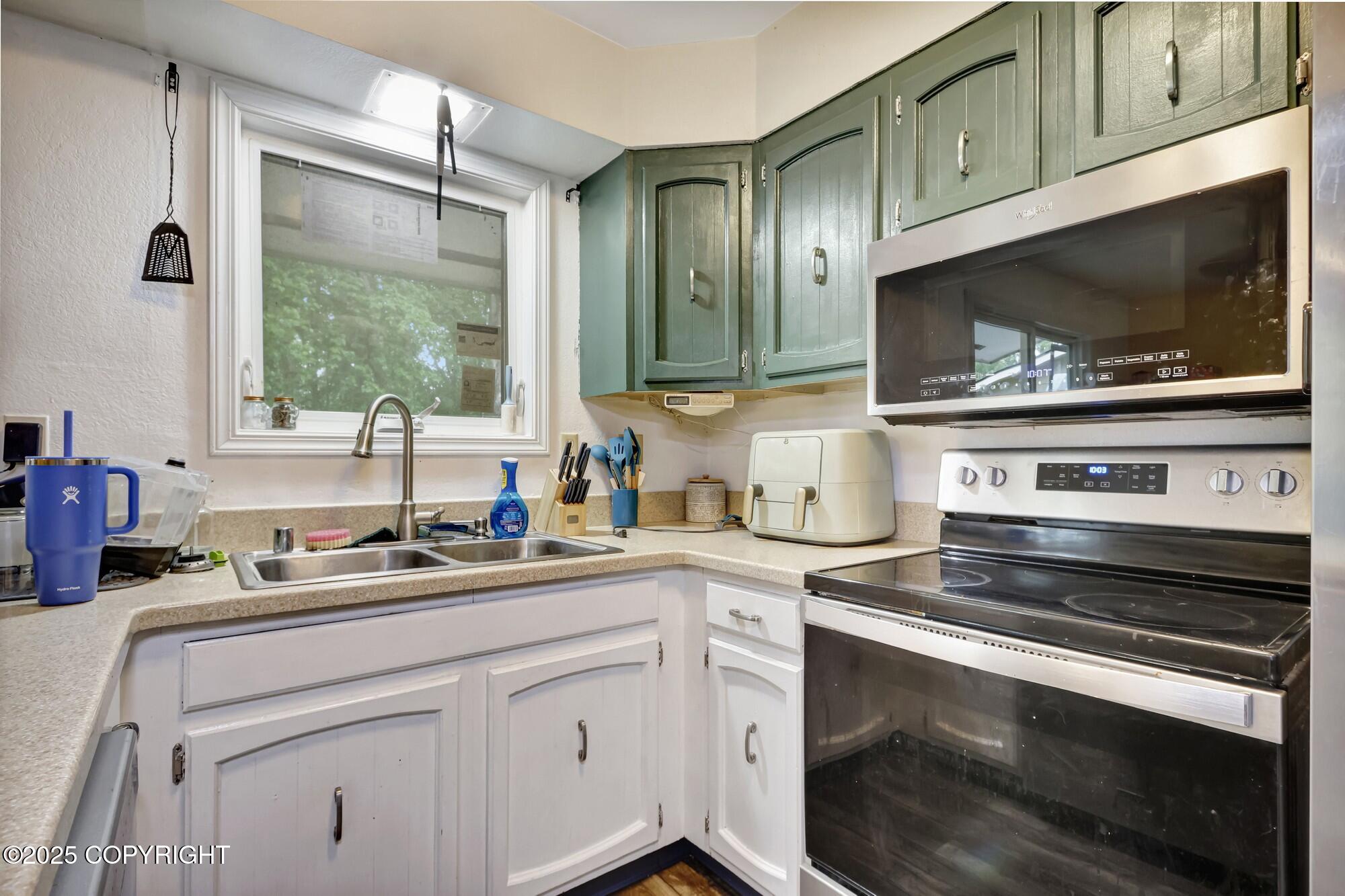 3550 Kachemak Circle, Anchorage, Alaska image 12