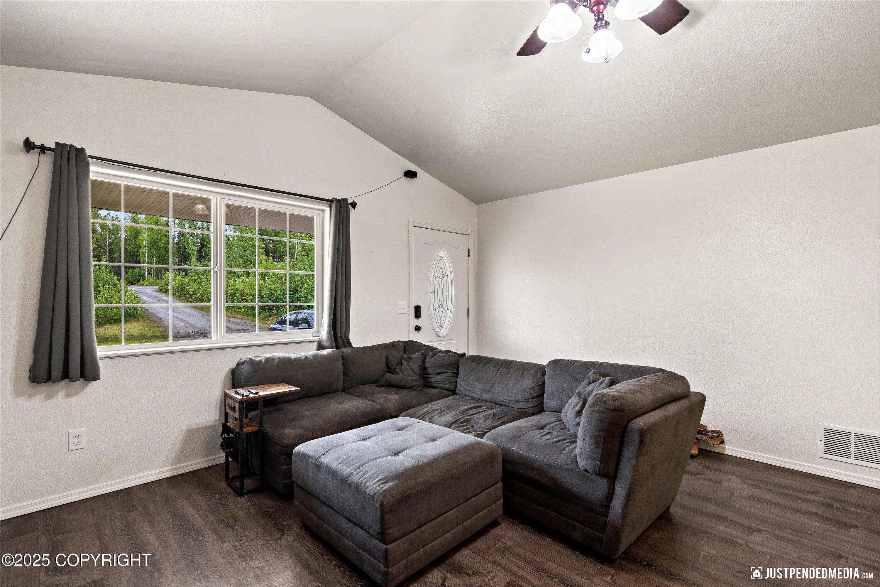 7490 W Rodney Circle, Wasilla, Alaska image 10