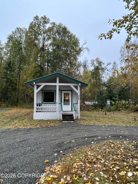 Homes For Sale - 22081 S I Street<br/> Talkeetna, AK 99676