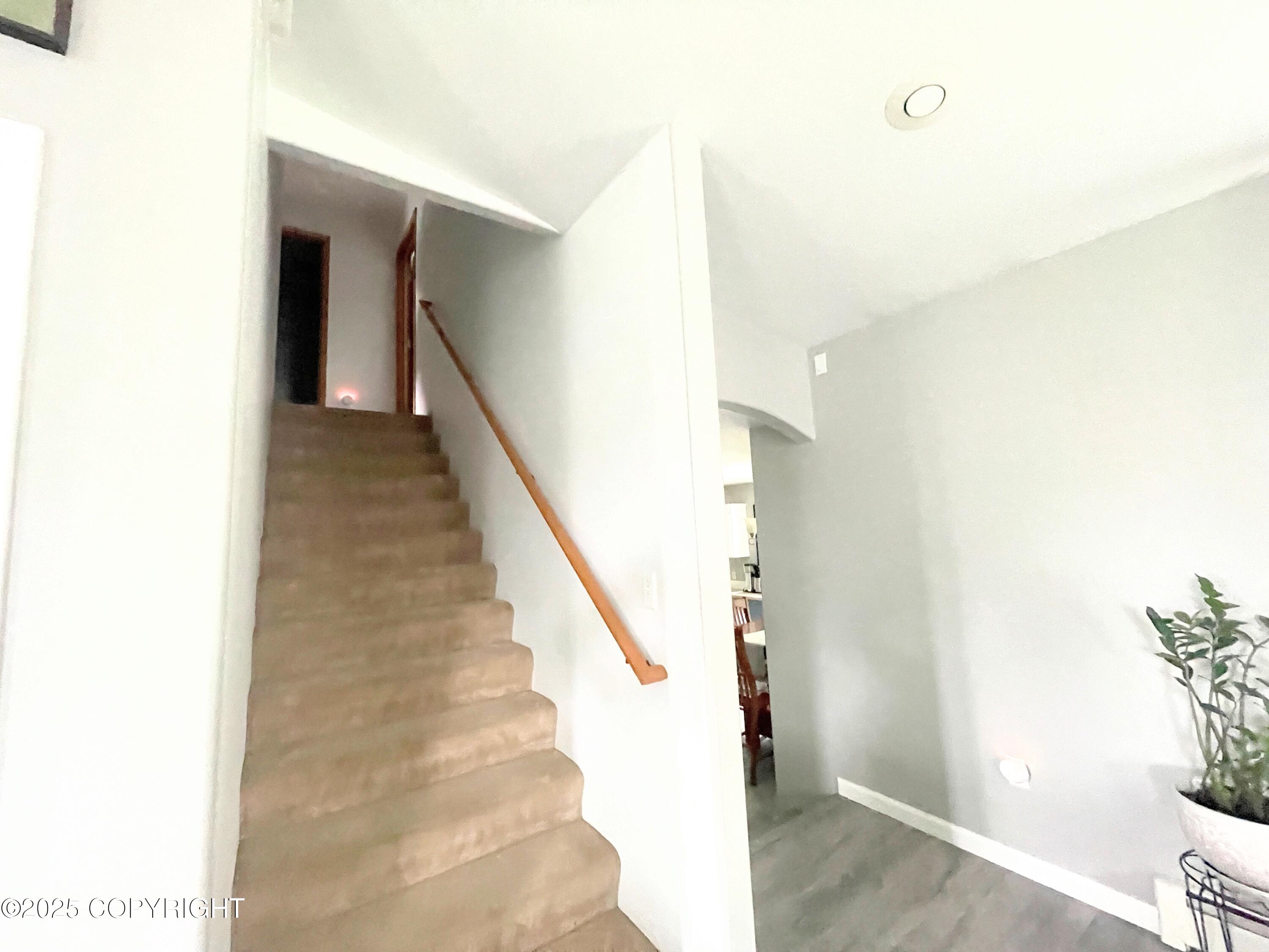 517 Sut Larsen Way, Kodiak, Alaska image 32