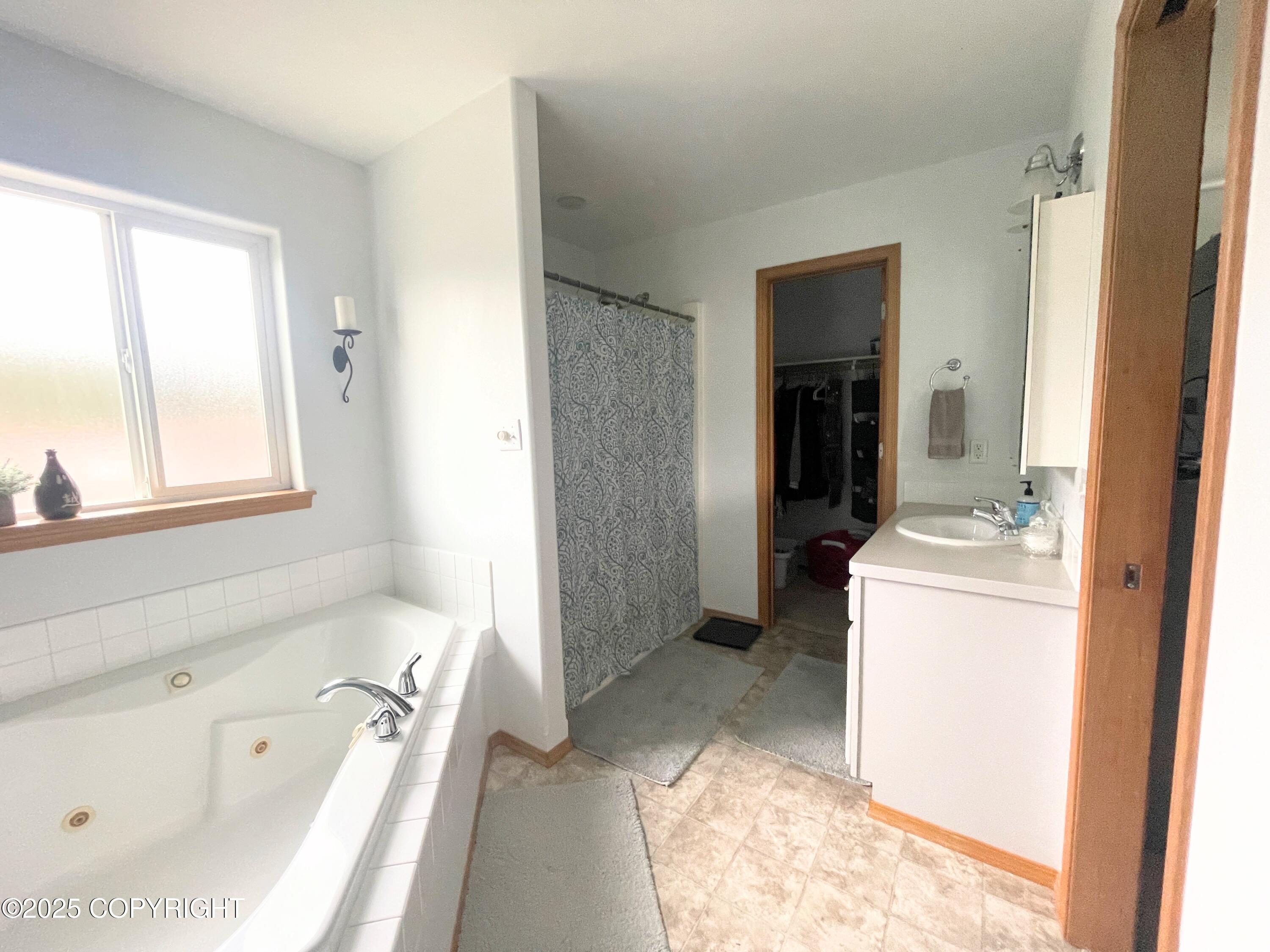 517 Sut Larsen Way, Kodiak, Alaska image 37