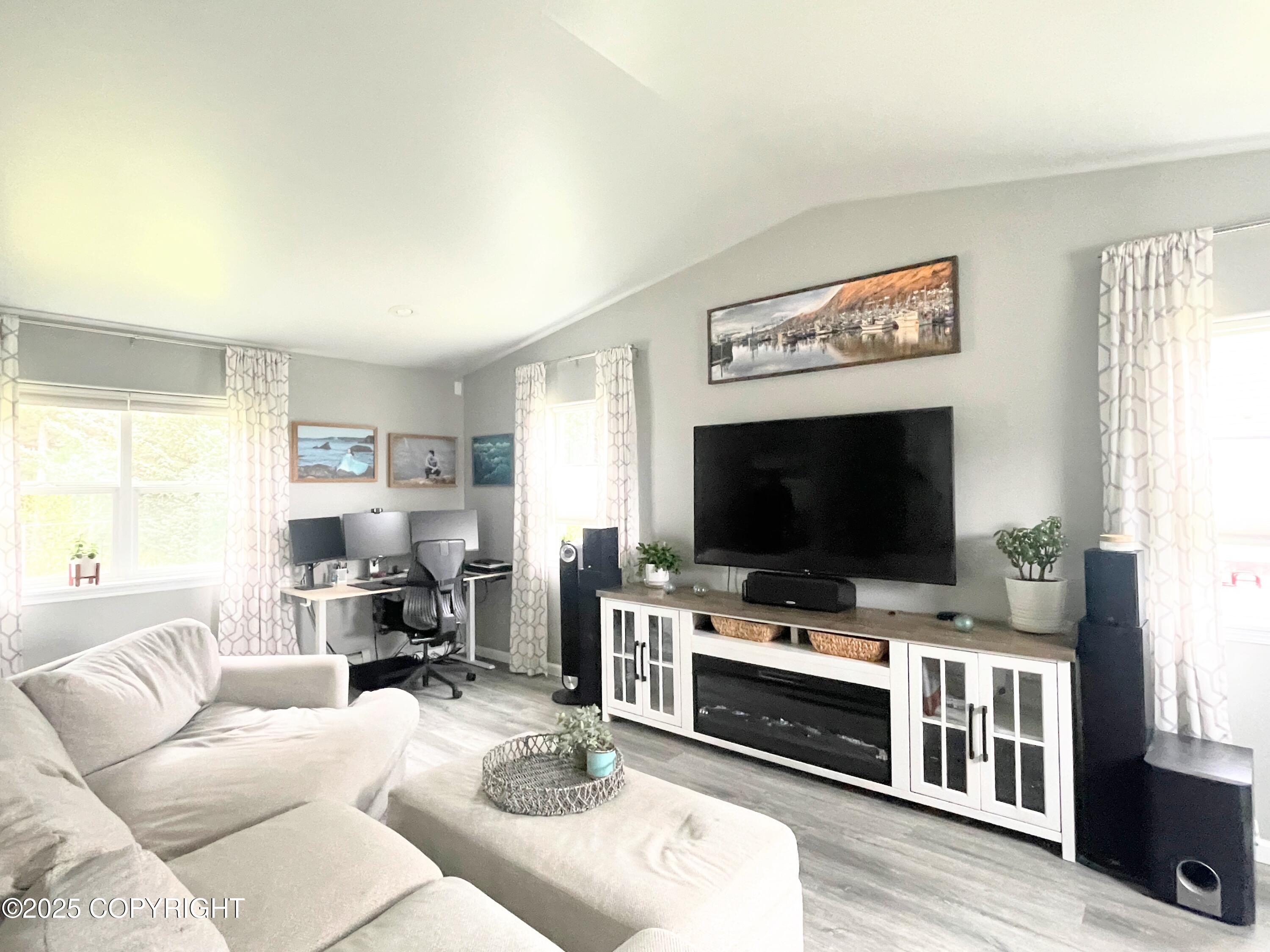 517 Sut Larsen Way, Kodiak, Alaska image 8