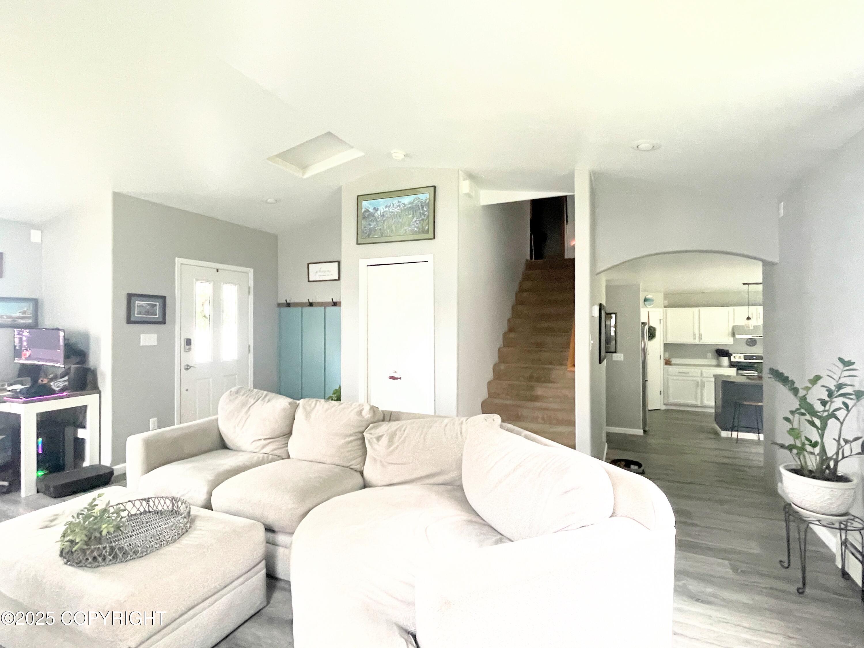 517 Sut Larsen Way, Kodiak, Alaska image 10