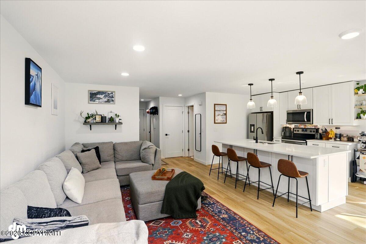 1817 Alyeska Highway #2A
