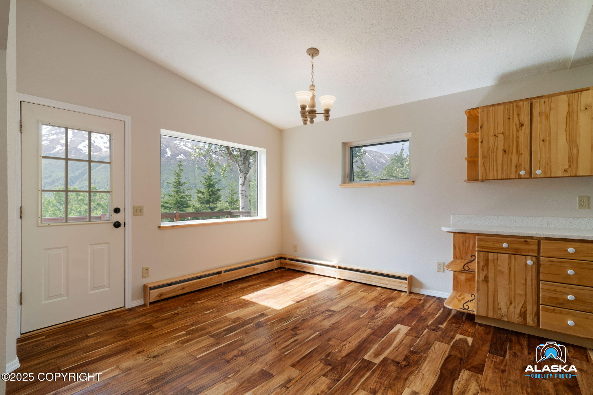 4477 Panther Drive, Eagle River, Alaska image 13