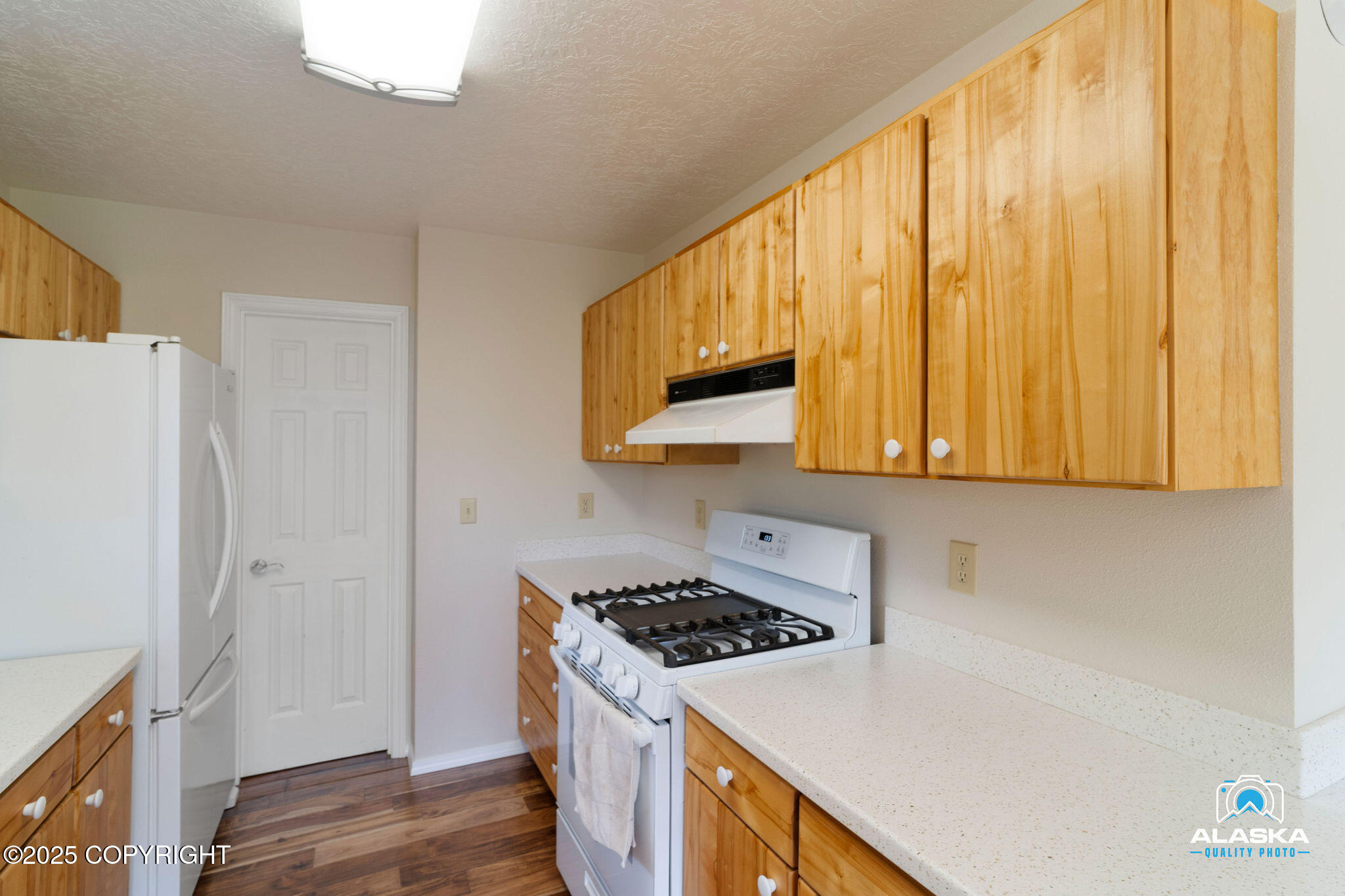4477 Panther Drive, Eagle River, Alaska image 17