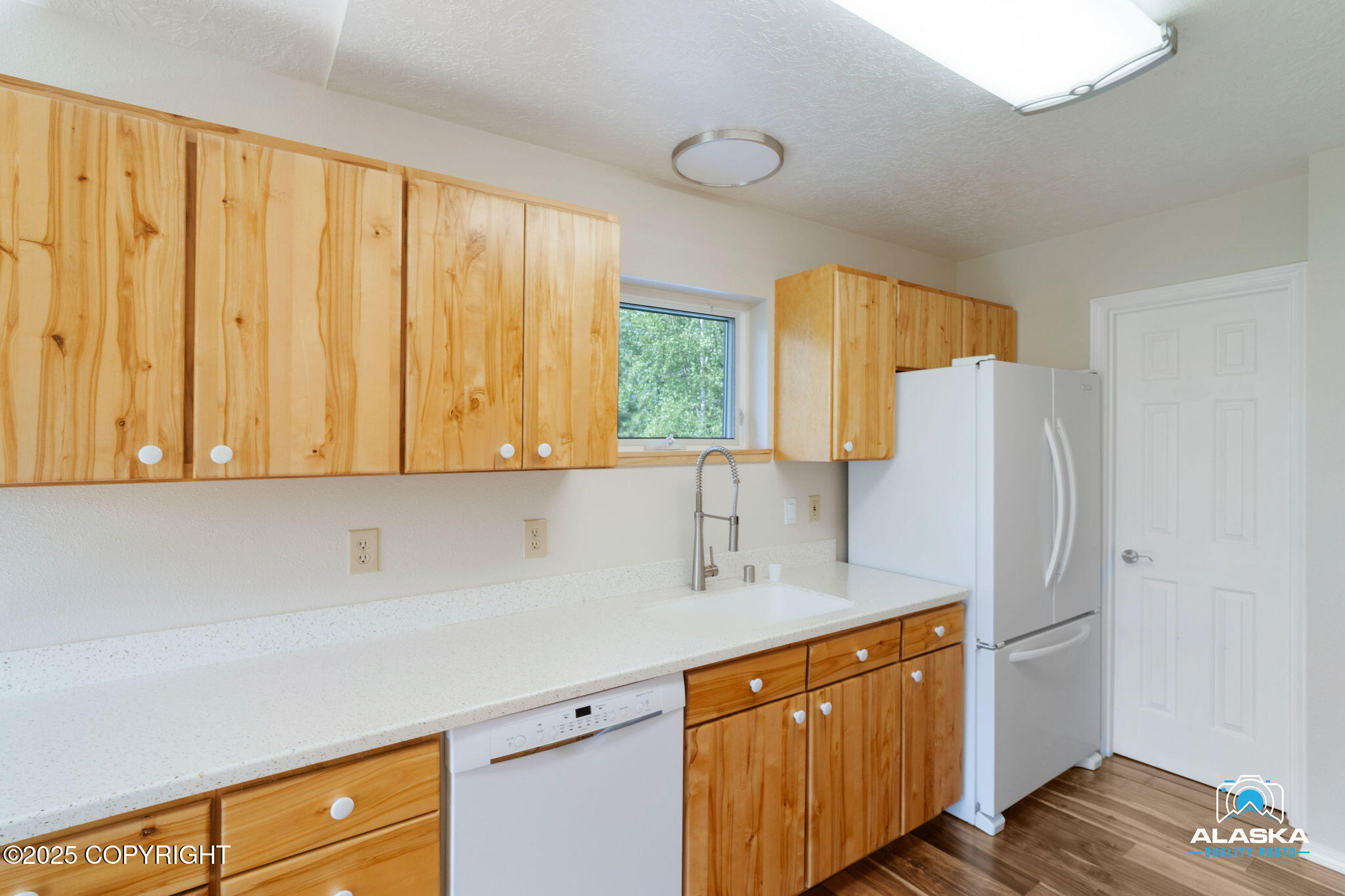 4477 Panther Drive, Eagle River, Alaska image 16