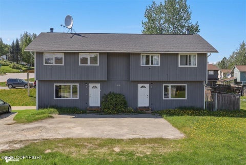 Photo of 6730 Zurich Street, Anchorage, AK 99507 (MLS # 26-7140)