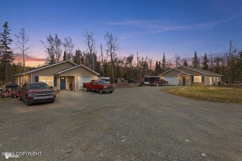 Photo of 1261 E Spruce Avenue, Wasilla, AK 99654 (MLS # 26-5572)