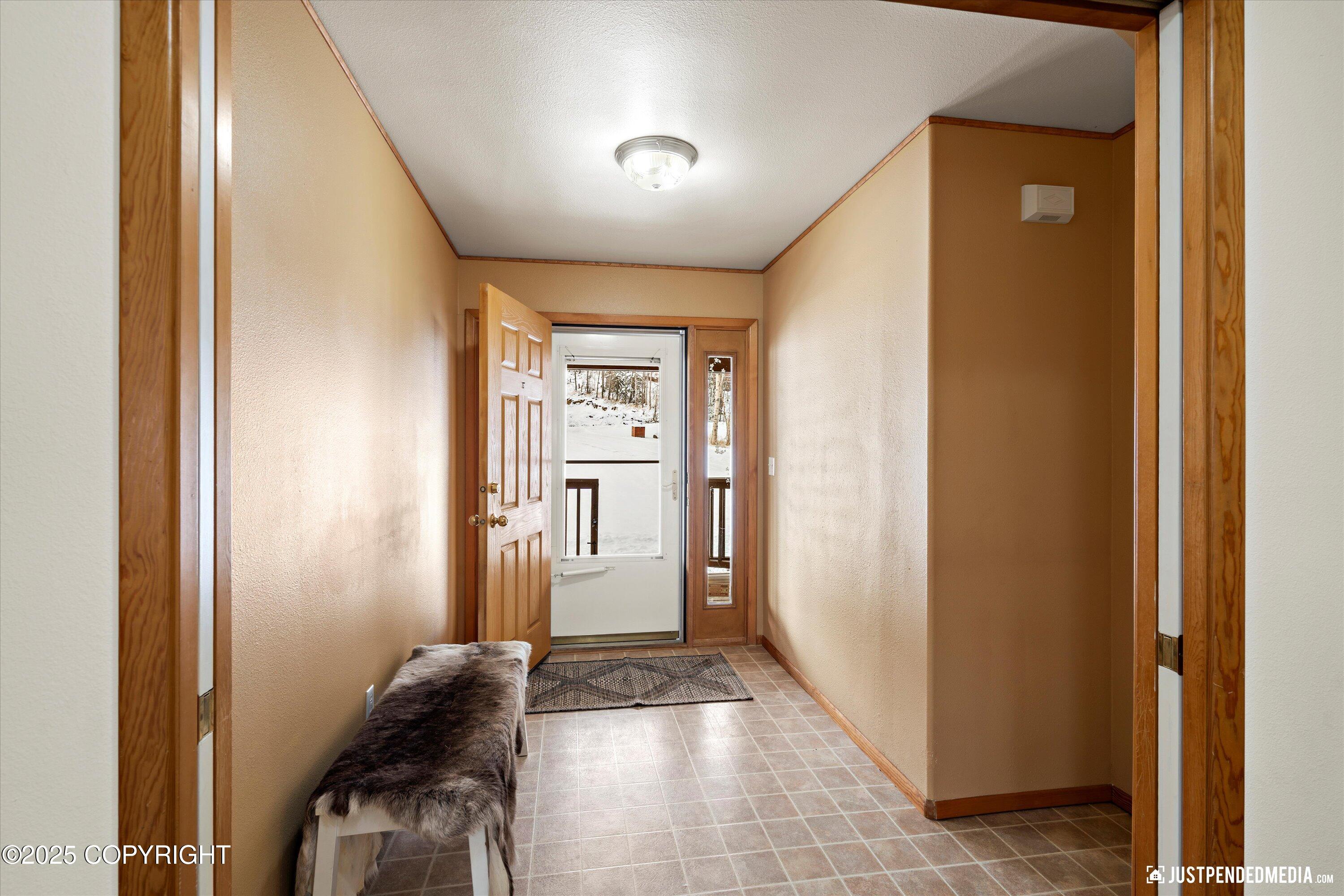 21427 N River Park Drive, Eagle River, Alaska image 5