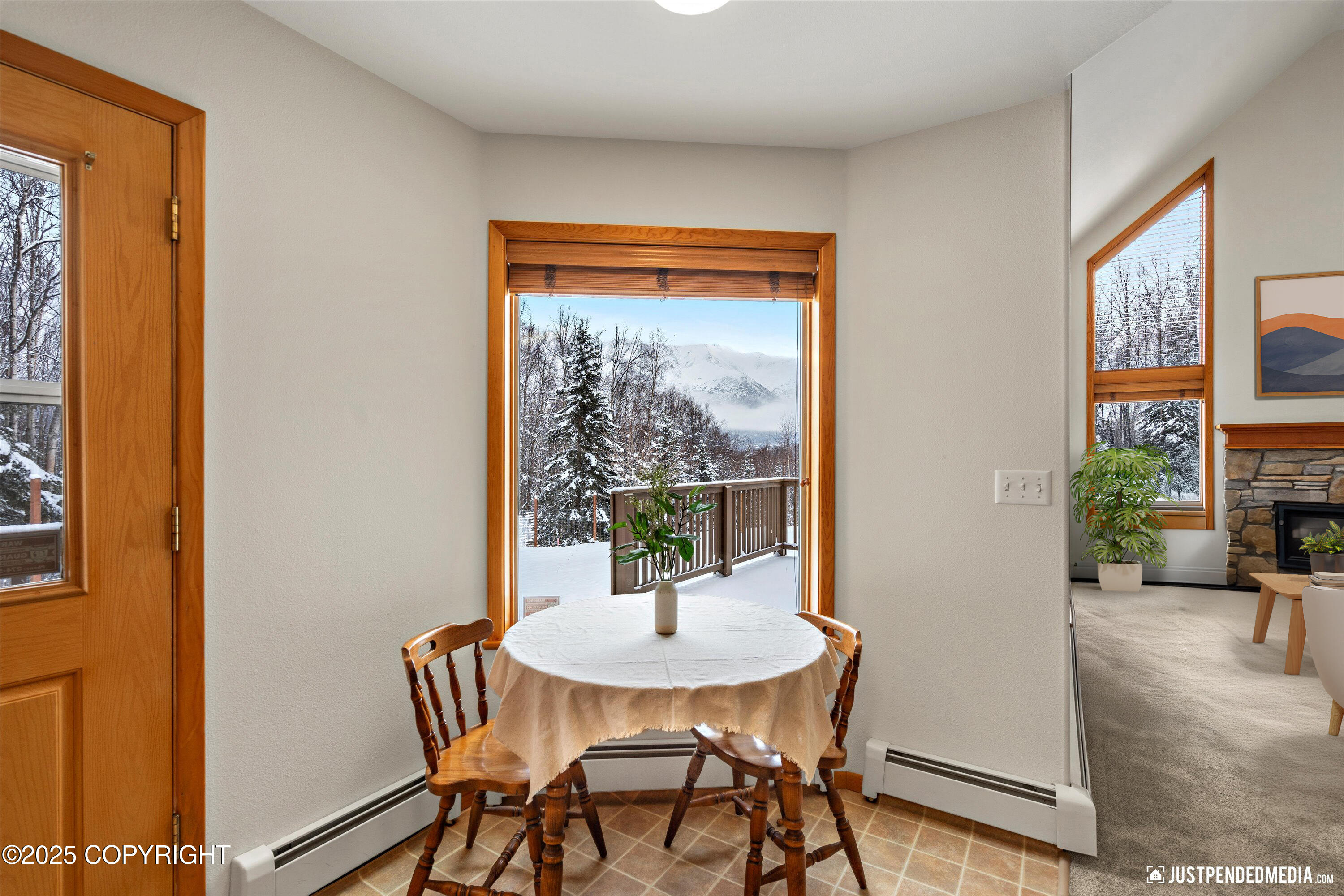 21427 N River Park Drive, Eagle River, Alaska image 12