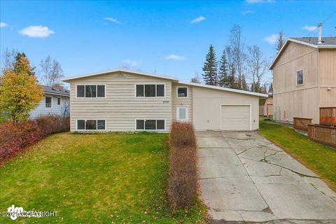 Photo of 4141 Grape Place, Anchorage, AK 99508 (MLS # 25-13533) Photo of 4141 Grape Place, Anchorage, AK 99508 (MLS # 25-13533)