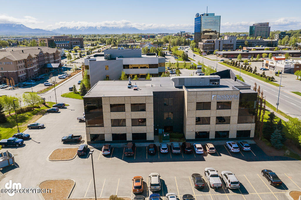 100 Calais Drive