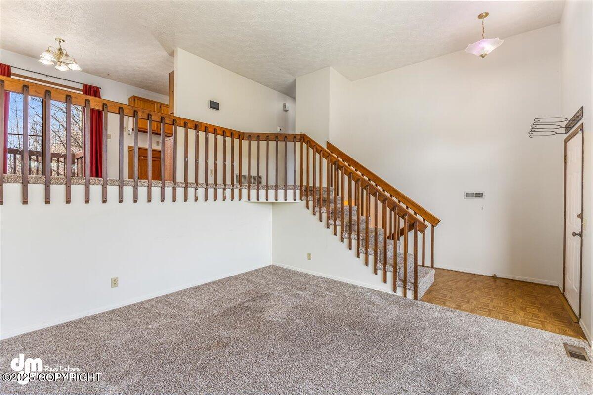 240 N Oscar Street, Palmer, Alaska image 8