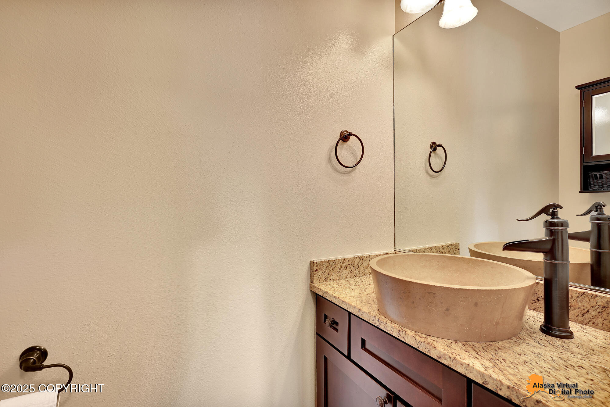 Anchorage, Alaska 99518, United States, 2 Bedrooms Bedrooms, ,2 BathroomsBathrooms,Residential,Active,169958