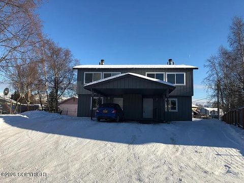 Homes For Sale - 8941 Woodstock Circle<br/> Anchorage, AK 99502