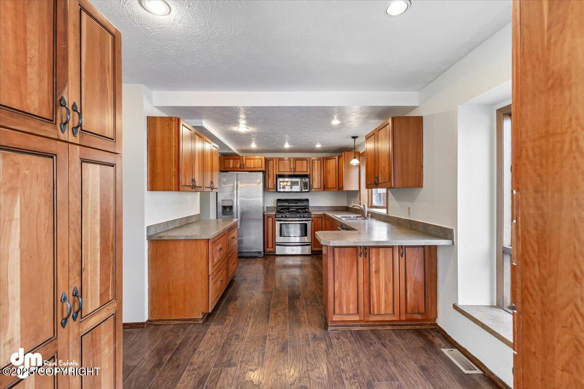 2100 N Belmont Avenue, Palmer, Alaska image 17