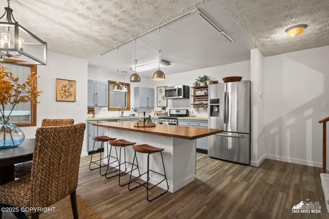 17421 Beaujolais Circle Eagle River AK 99577