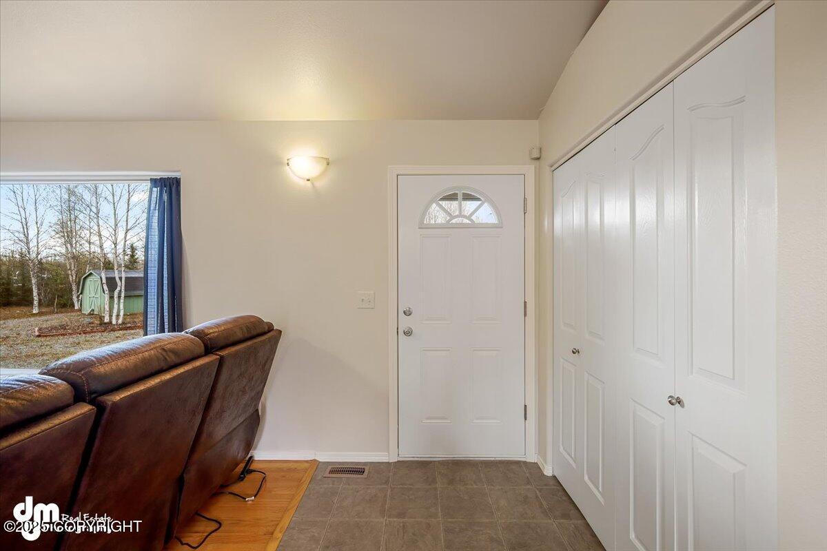3068 S Genoa Court, Big Lake, Alaska image 5