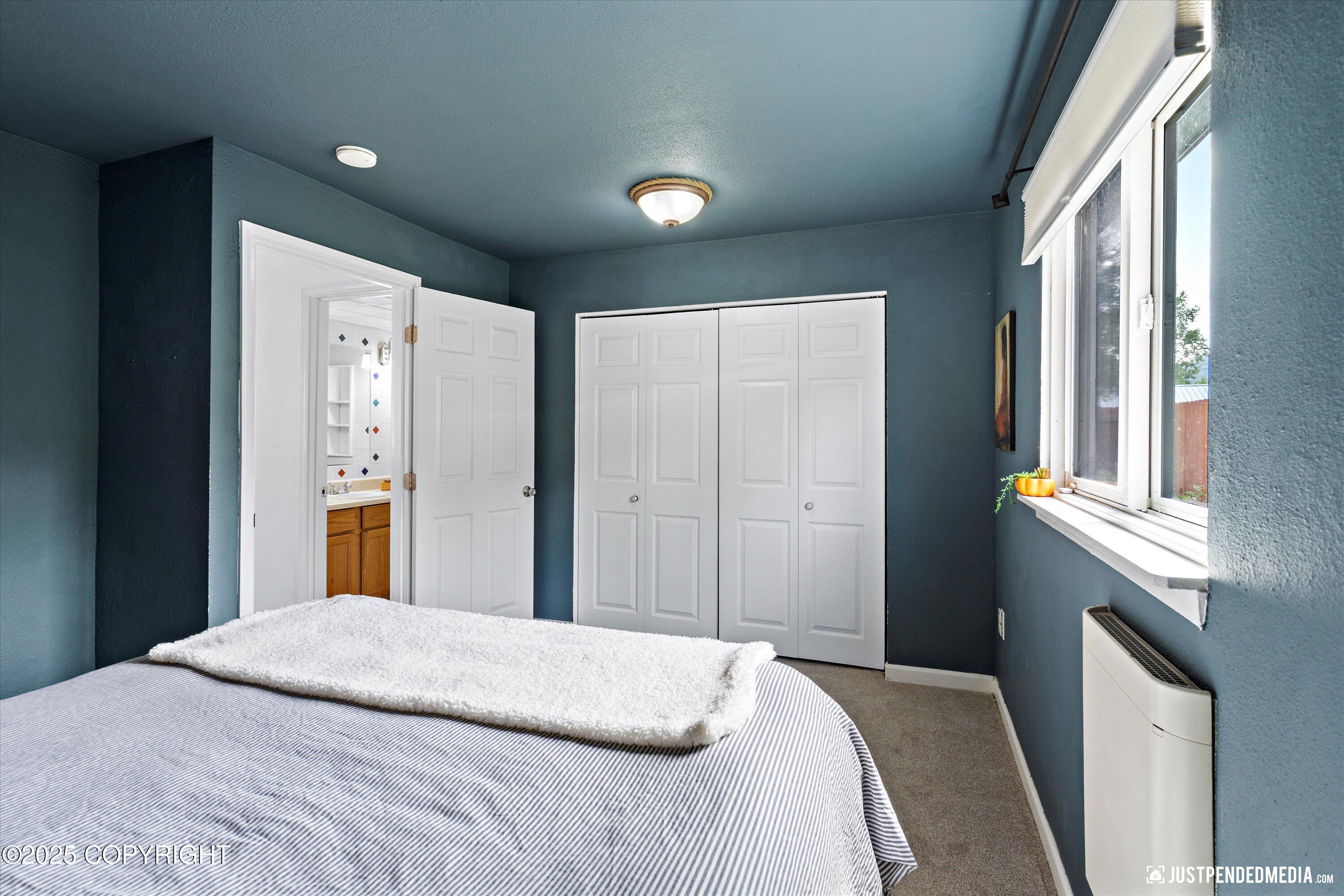 Anchorage, Alaska 99504, United States, 3 Bedrooms Bedrooms, ,1 BathroomBathrooms,Residential,Pending,160222