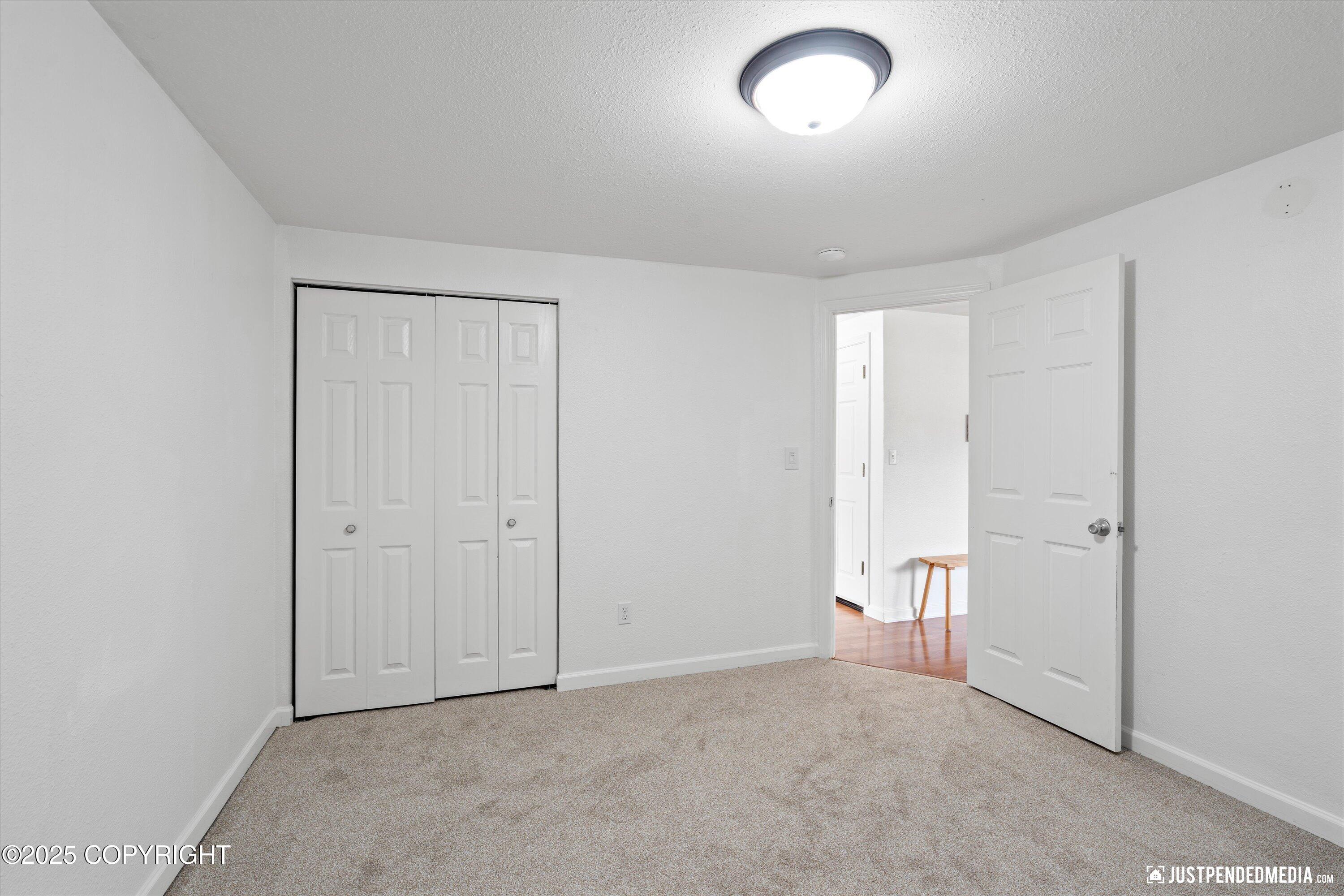 Anchorage, Alaska 99504, United States, 3 Bedrooms Bedrooms, ,1 BathroomBathrooms,Residential,Pending,160222