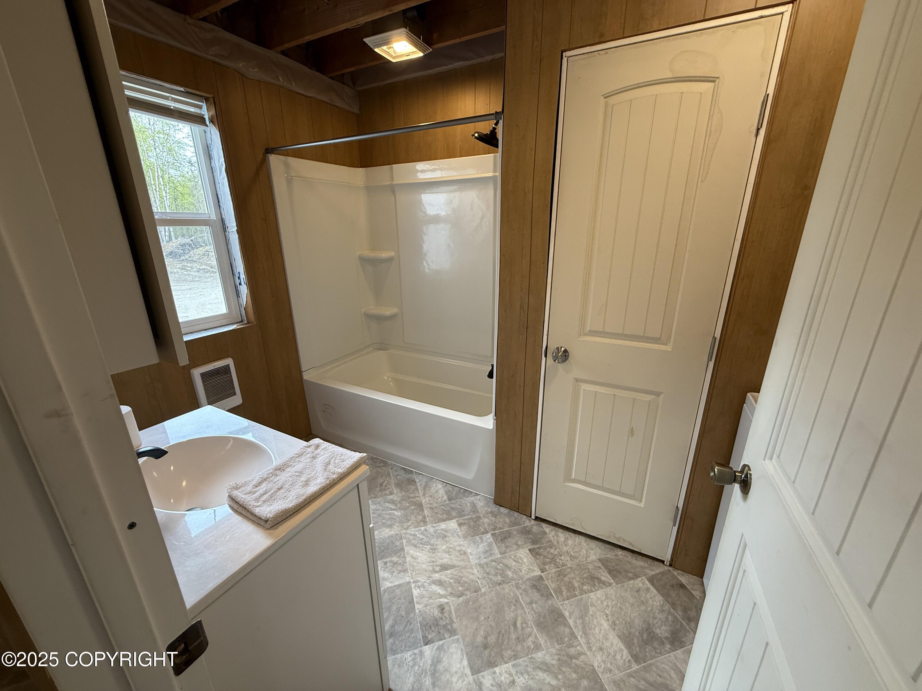 26155 W Long Lake Road, Willow, Alaska image 8